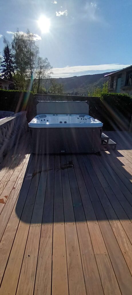 spa sur terrasse_C7RJdoSmN5